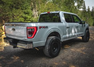 Ford F-150 Suspension Lift Kit - Front - Tuff Country - 3in Front Lift Kit with Nitrogen Gas Charged SX8000 Shocks - `21-`23